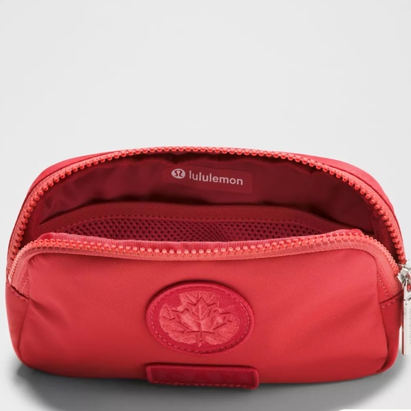 Brand New Lululemon Future Legacy Everywhere Mini Belt Bag COC CPC Logo - Picture 4 of 9